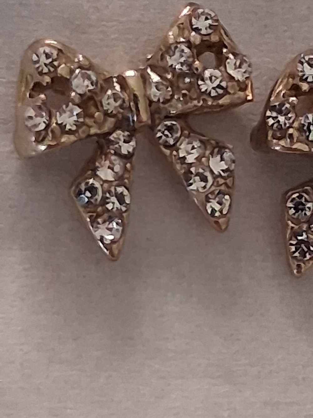 Gold Bow Crystal Stud Nail Art for Women